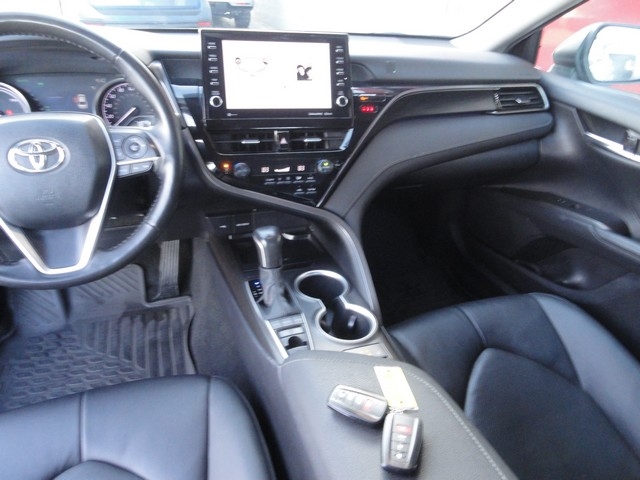 Toyota Camry Hybrid XLE CVT (Natl) 2022