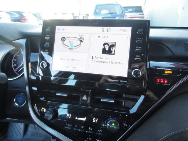 Toyota Camry Hybrid XLE CVT (Natl) 2022