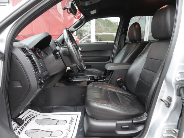 Ford Escape 4WD 4dr Limited 2010