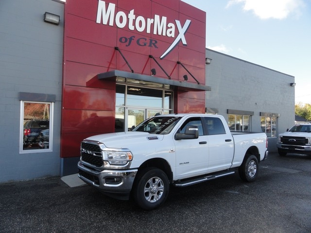 2024 RAM 2500 Big Horn 4x4 Crew Cab 6'4" Box