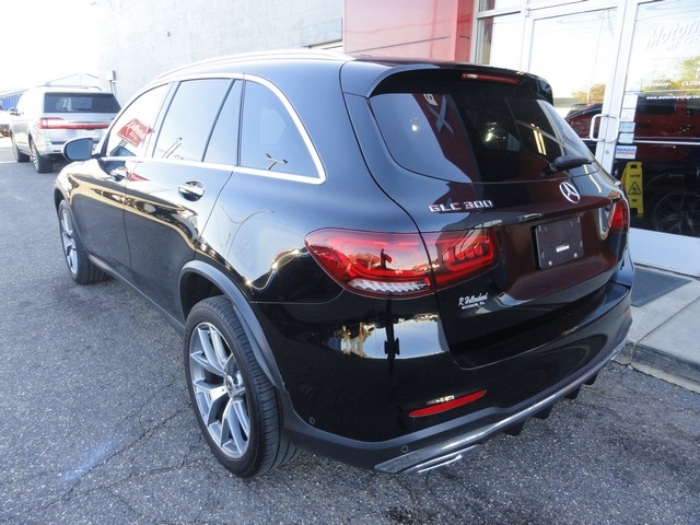 Mercedes-Benz GLC GLC 300 4MATIC SUV 2022