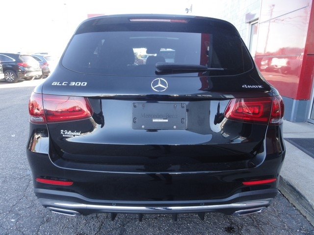 Mercedes-Benz GLC GLC 300 4MATIC SUV 2022