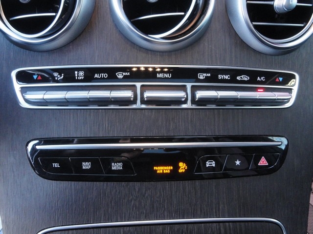 Mercedes-Benz GLC GLC 300 4MATIC SUV 2022