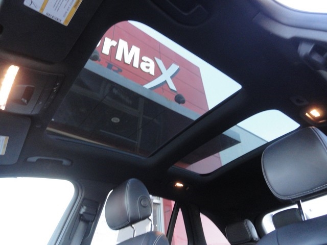 Mercedes-Benz GLC GLC 300 4MATIC SUV 2022