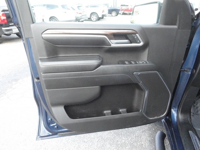 Chevrolet Silverado 1500 4WD Crew Cab 147" LT w/2FL 2022