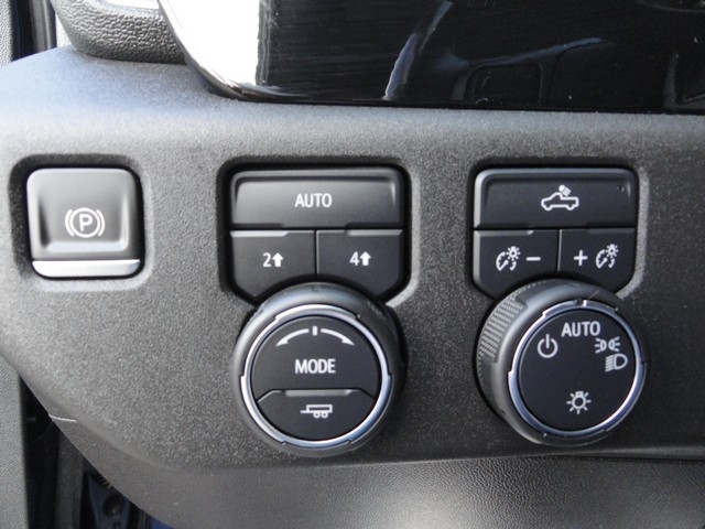 Chevrolet Silverado 1500 4WD Crew Cab 147" LT w/2FL 2022