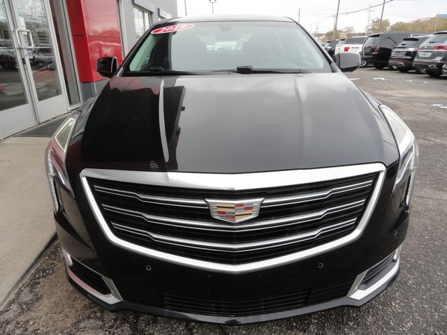 Cadillac XTS 4dr Sdn Luxury FWD 2019