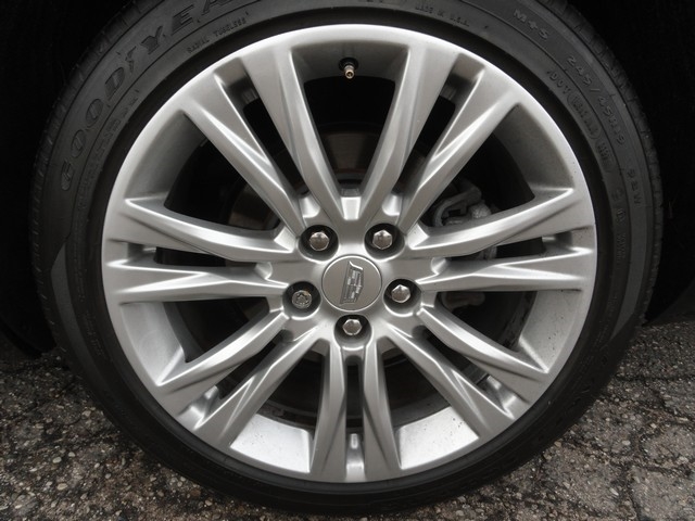 Cadillac XTS 4dr Sdn Luxury FWD 2019