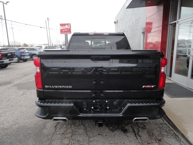 Chevrolet Silverado 1500 4WD Crew Cab 147" RST 2021