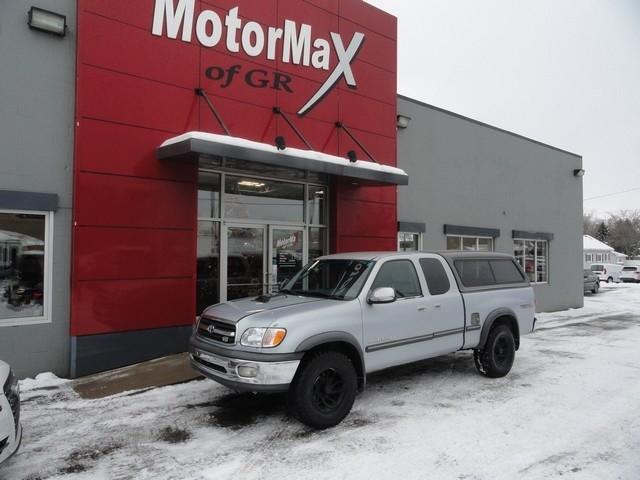 2000 Toyota Tundra V8 SR5 4 Door Extended Cab 4WD