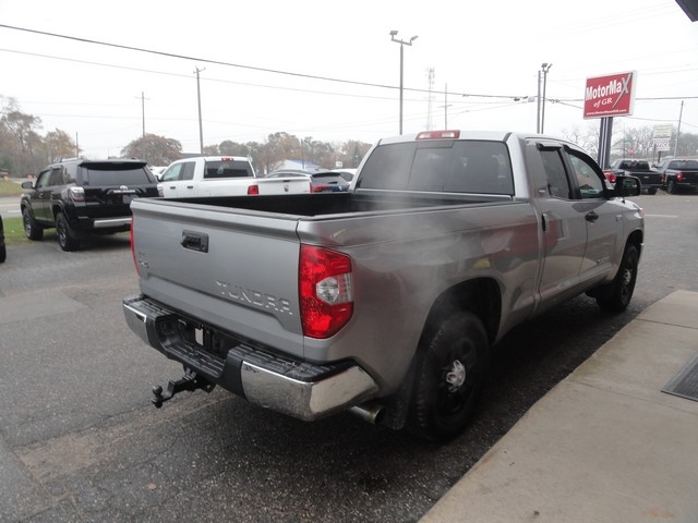 Toyota Tundra 4WD TRD Pro Double Cab 6.5' Bed 5.7L (Natl) 2017