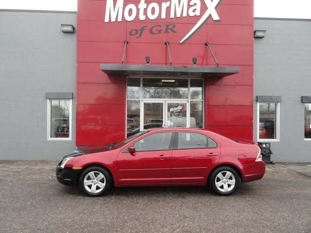 Ford Fusion 4dr Sdn I4 SE FWD 2009