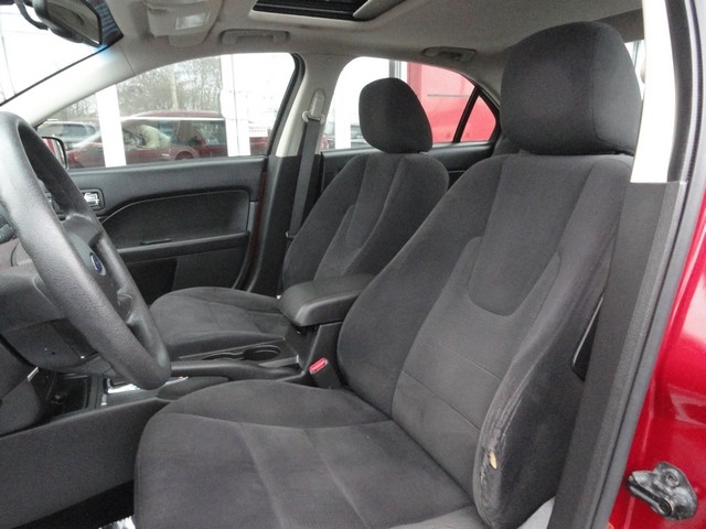 Ford Fusion 4dr Sdn I4 SE FWD 2009