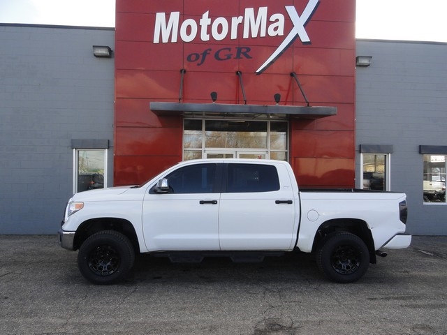 Toyota Tundra 4WD Truck CrewMax 5.7L V8 6-Spd AT TRD Pro (Natl) 2016