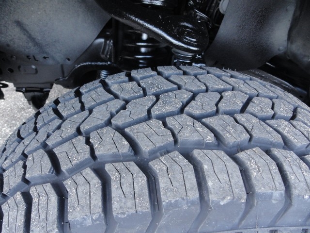 Toyota Tundra 4WD Truck CrewMax 5.7L V8 6-Spd AT TRD Pro (Natl) 2016