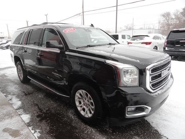 GMC Yukon XL 4WD 4dr SLT 2018