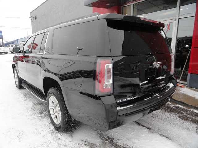 GMC Yukon XL 4WD 4dr SLT 2018