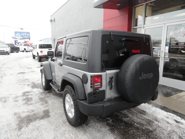 Jeep Wrangler 4WD 2dr Sport 2015
