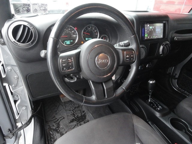 Jeep Wrangler 4WD 2dr Sport 2015