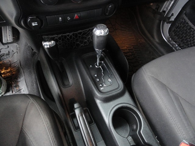 Jeep Wrangler 4WD 2dr Sport 2015