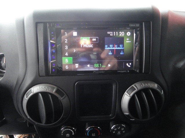 Jeep Wrangler 4WD 2dr Sport 2015