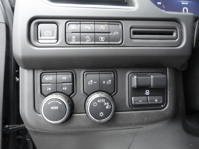 Chevrolet Suburban 4WD 4dr Z71 2022