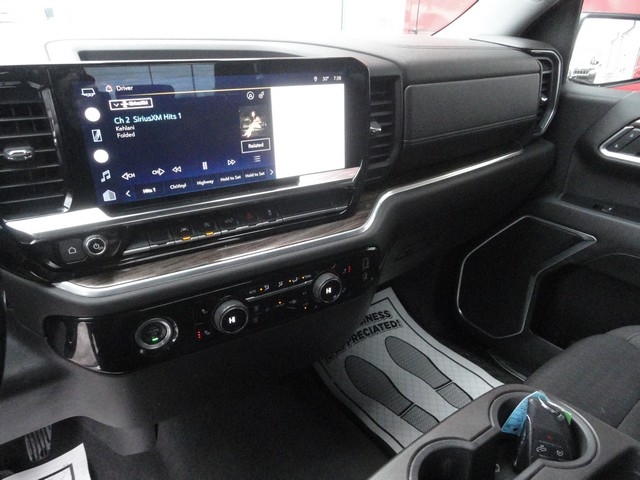 Chevrolet Silverado 1500 4WD Crew Cab 147" LT w/2FL 2022