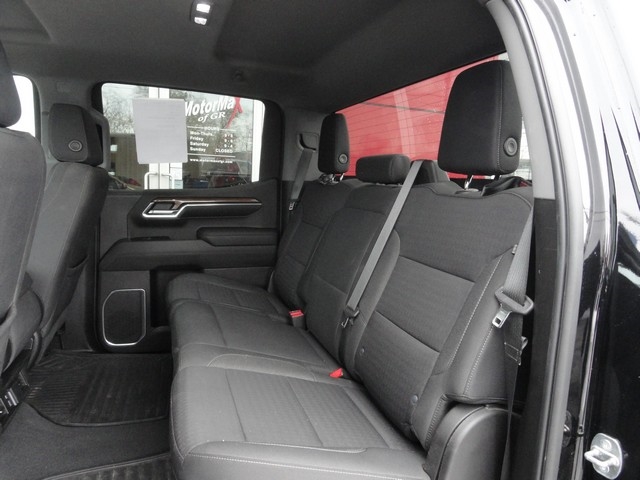 Chevrolet Silverado 1500 4WD Crew Cab 147" LT w/2FL 2022