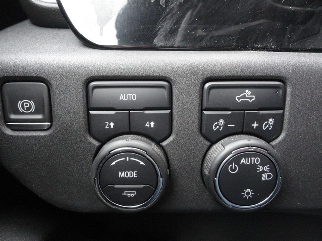 Chevrolet Silverado 1500 4WD Crew Cab 147" LT w/2FL 2022