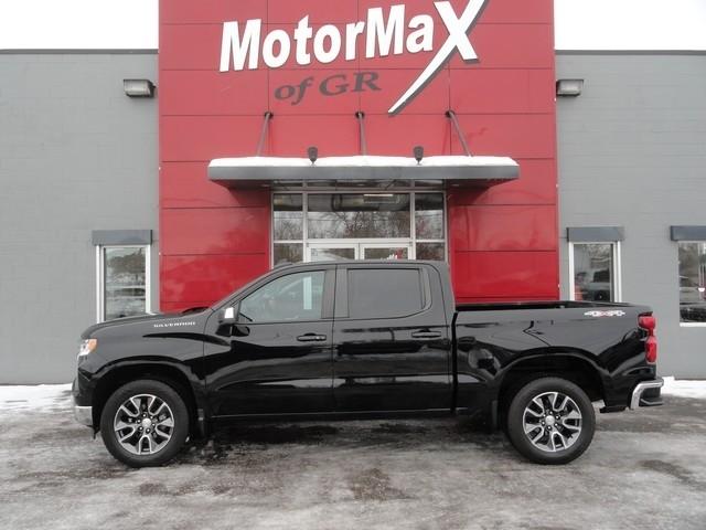 Chevrolet Silverado 1500 4WD Crew Cab 147" LT w/2FL 2022