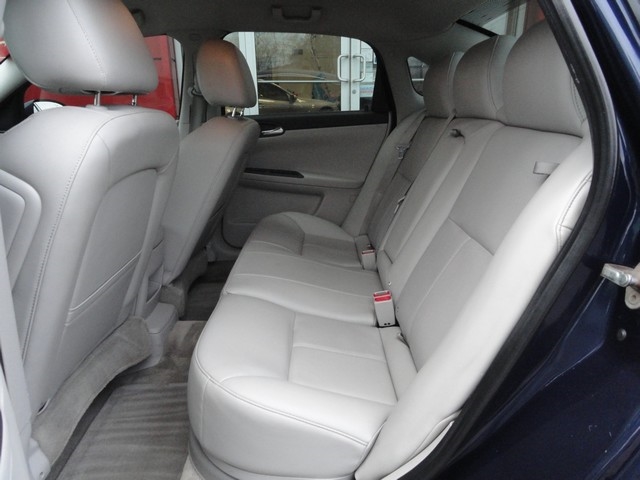 Chevrolet Impala 4dr Sdn LTZ *Ltd Avail* 2011