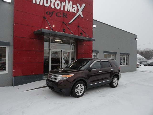 Ford Explorer 4WD 4dr XLT 2011