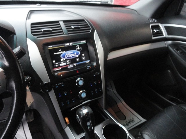 Ford Explorer 4WD 4dr XLT 2011