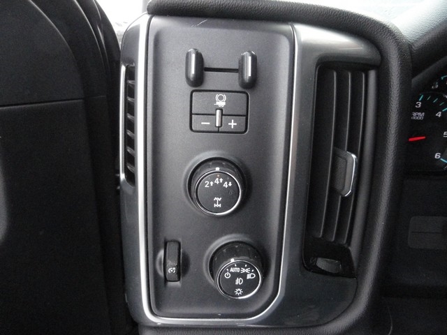 Chevrolet Silverado 2500HD 4WD Crew Cab 153.7" LT 2017