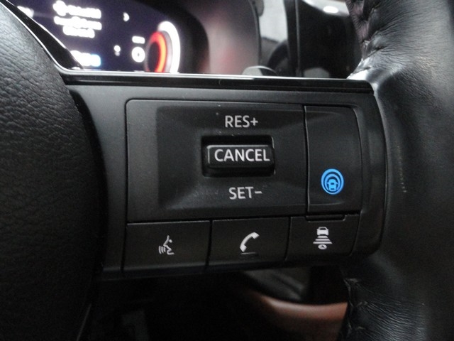 Nissan Pathfinder Platinum 4WD 2023