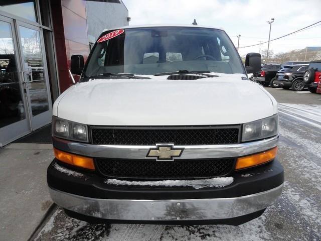 Chevrolet Express Passenger RWD 3500 155" LT 2019