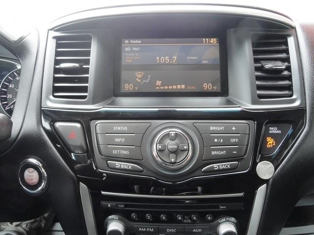 Nissan Pathfinder 4WD 4dr SV 2013