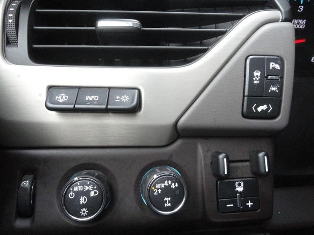 GMC Yukon 4WD 4dr Denali 2018