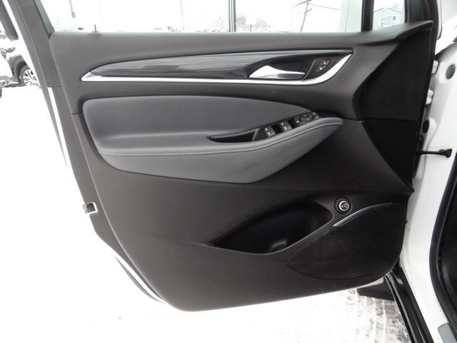 Buick Enclave FWD 4dr Essence 2019