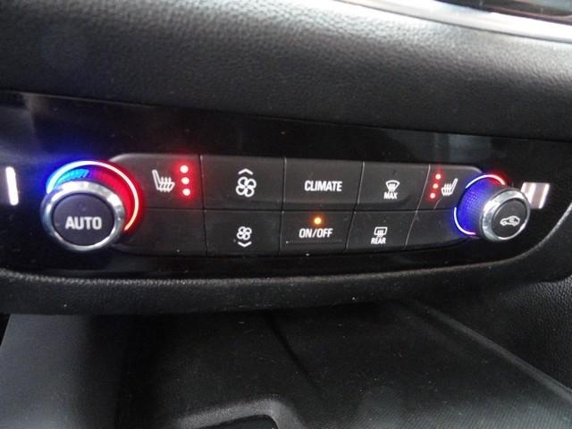 Buick Enclave FWD 4dr Essence 2019