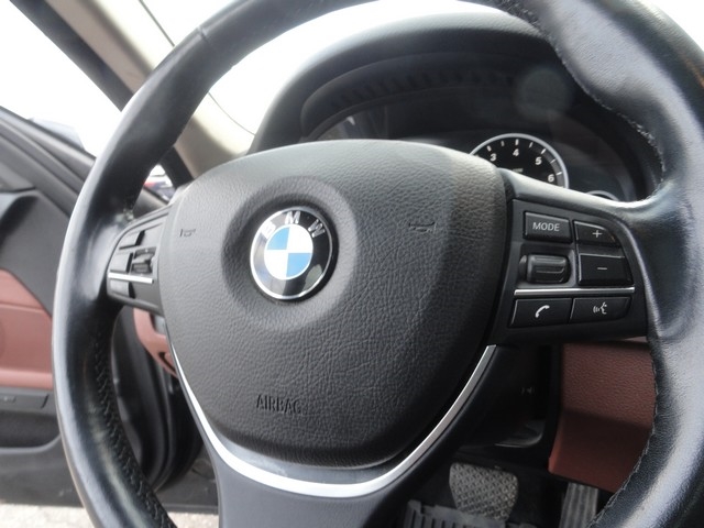 BMW 5 Series 4dr Sdn 535i xDrive AWD 2015