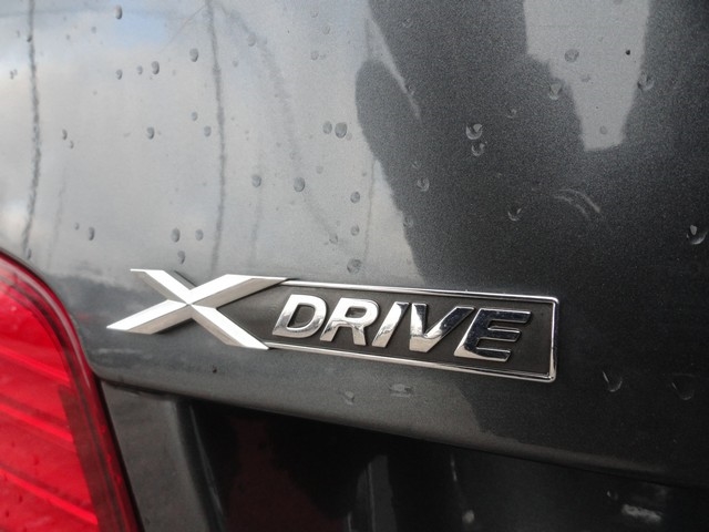 BMW 5 Series 4dr Sdn 535i xDrive AWD 2015