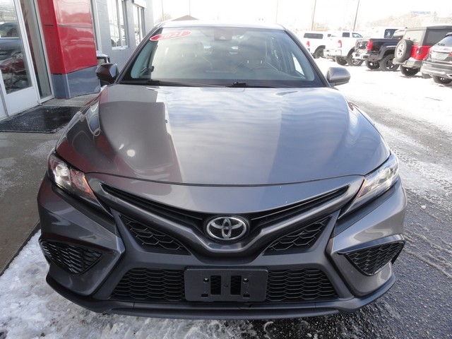 Toyota Camry SE Auto (Natl) 2021