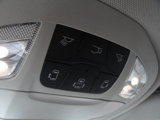 Chrysler Voyager LX FWD 2023