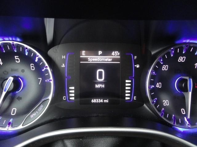 Chrysler Voyager LX FWD 2023