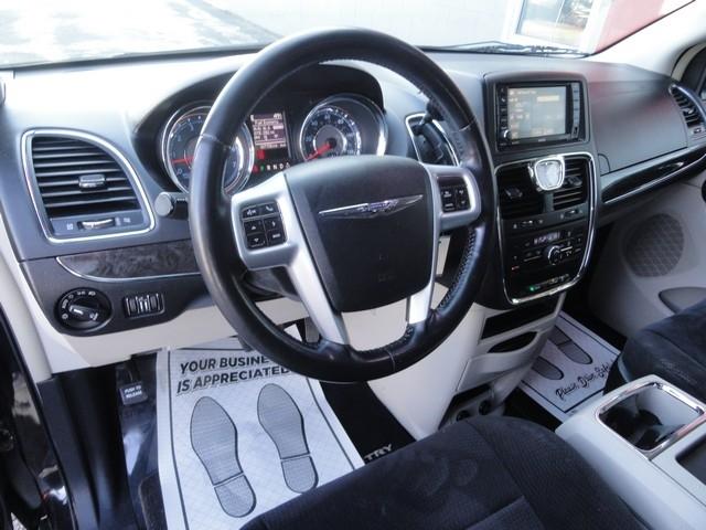 Chrysler Town & Country 4dr Wgn Touring 2014