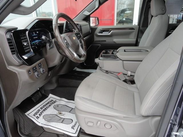 Chevrolet Silverado 1500 4WD Crew Cab 157" LT 2022