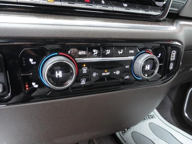 Chevrolet Silverado 1500 4WD Crew Cab 157" LT 2022