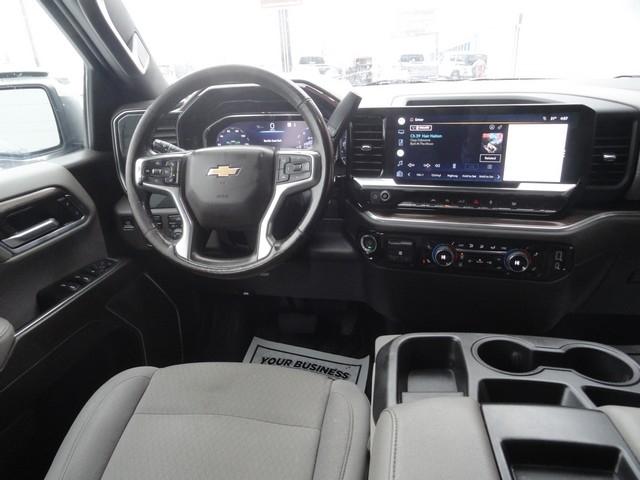 Chevrolet Silverado 1500 4WD Crew Cab 157" LT 2022