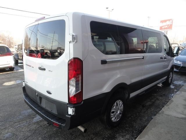 Ford Transit Passenger Wagon T-350 148" Low Roof XLT RWD 2023